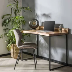 HUUS Bureau Liam