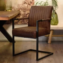 HUUS Eetkamerstoel België met arml. – €179,- p.s (per 2 stuks)