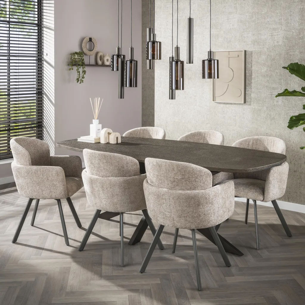 HUUS Eettafel Lucia