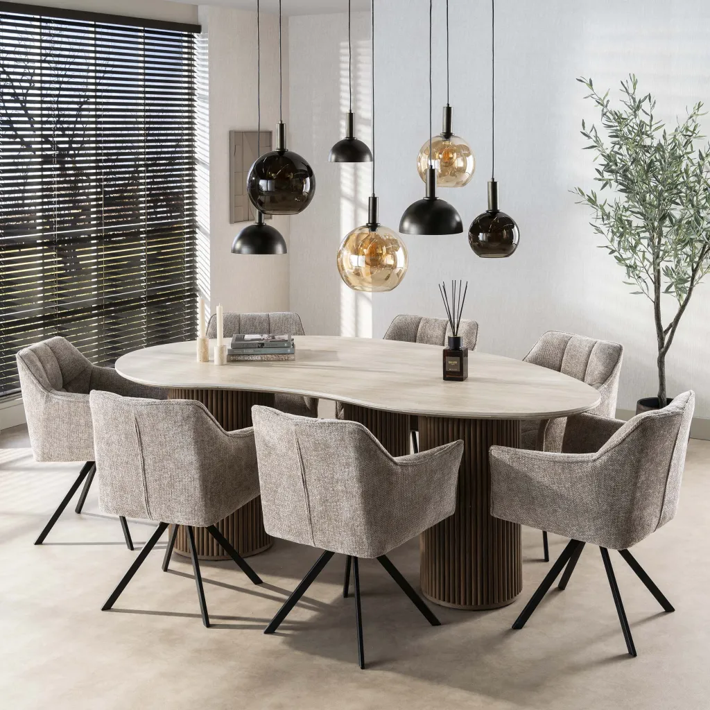 HUUS Eettafel Silvy niervormig