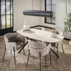 HUUS Eettafel Sofia