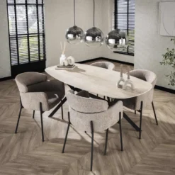 HUUS Eettafel Sofia