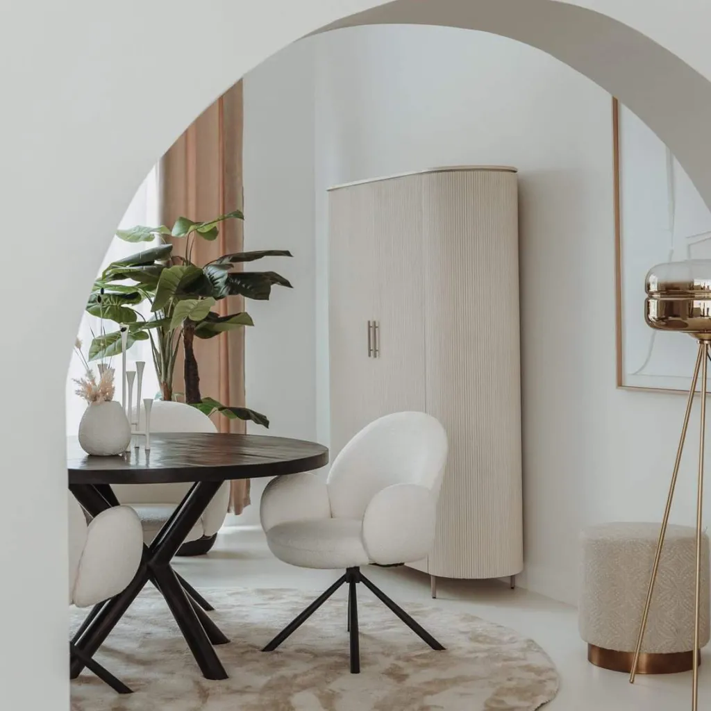 HUUS Kast Corbetta