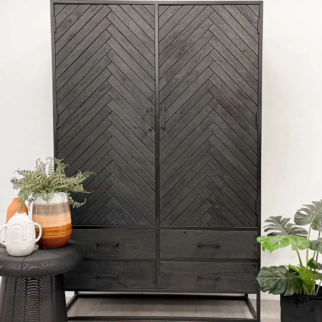 HUUS Kast Floor hoog
