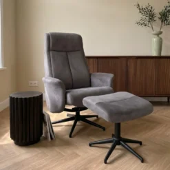 HUUS Relaxfauteuil Sam + Hocker
