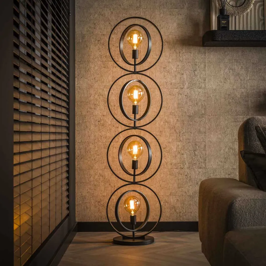 HUUS Vloerlamp roxy – 4 bollen